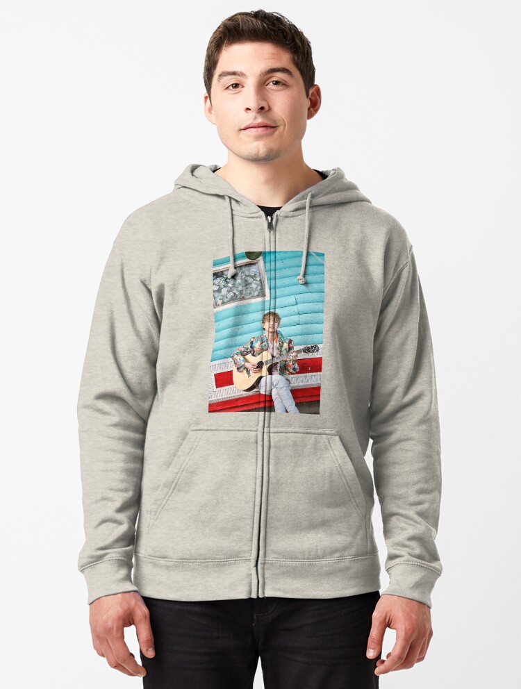 Day6 zip store up hoodie