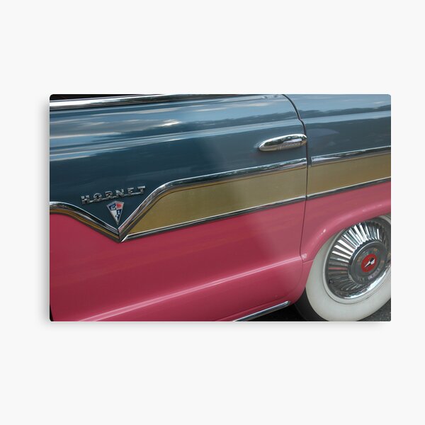 Pink Hornet Metal Print