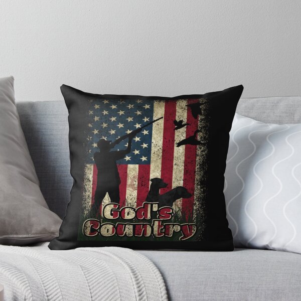 Artikelvorschau, Gottes Land und Entenjagd, Entenjäger-Design mit amerikanischer Flagge entworfen und verkauft von LifeCrush.