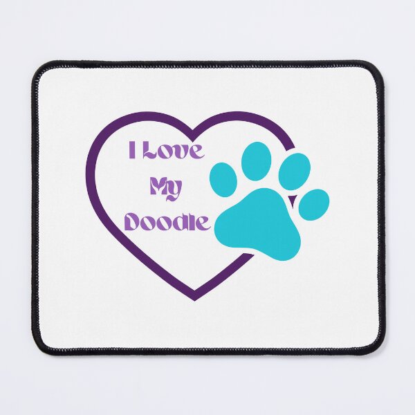 Artikelvorschau, Ich liebe mein Doodle (eine Mischlingsrasse aus Hunden mit Pudeln) Aqua und Purple Pawprint mit lila Schriftzügen für alle Doodle-Liebhaber. entworfen und verkauft von tranquilbeach.