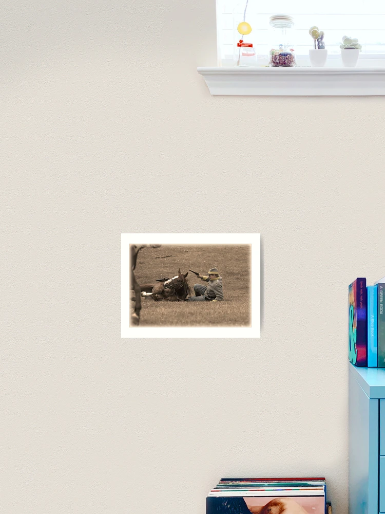 Aperçu 2 sur 3. Impression artistique avec l'œuvre Fallen Rider créée et vendue par Buzzimage.