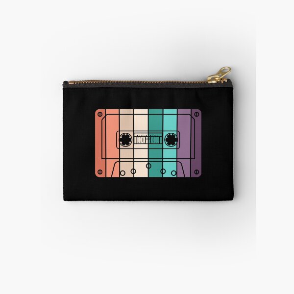 Aperçu de l'œuvre cassette audio vintage créée et vendue par Aleksandar Belić.