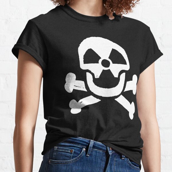 Radioactive Skull (Reversed) Classic T-Shirt