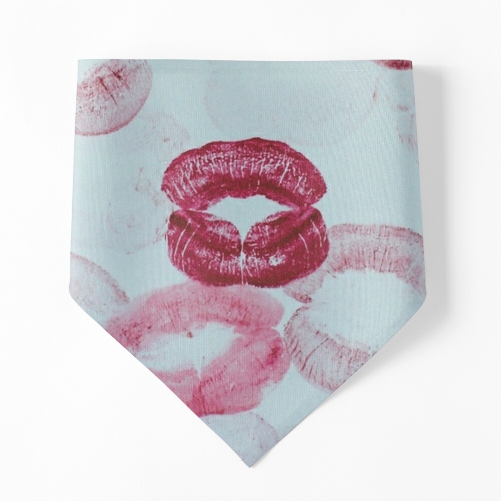 kisses pattern red pink lipstick aesthetic pinterest coquette dollette Pin  by maoudraw