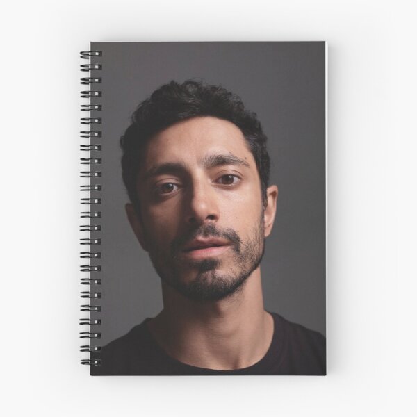 Aperçu de l'œuvre Riz Ahmed créée et vendue par Rachel Moore.