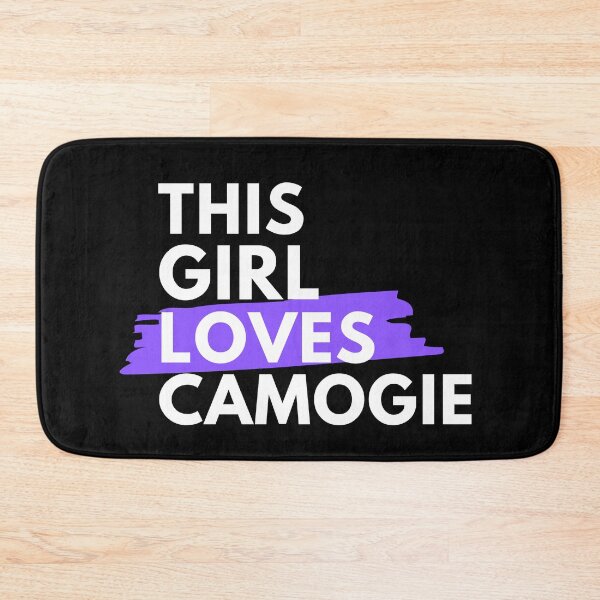 Artikelvorschau, Dieses Mädchen liebt Camogie entworfen und verkauft von TheGreenGoat.