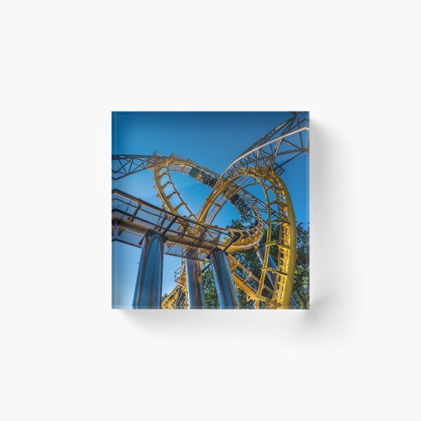 Aperçu de l'œuvre Le monstre du Loch Ness, Busch Gardens Williamsburg créée et vendue par Thrilltography.