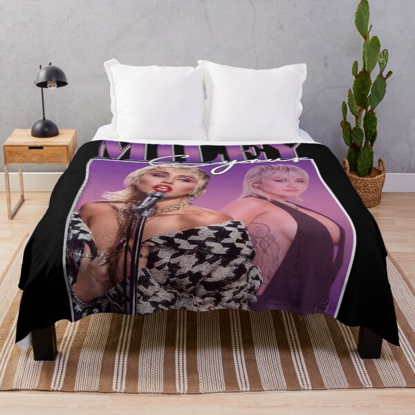 Item preview, Singer Miley Hanah Montana - Vintage designed and sold by BlanchardUS.
