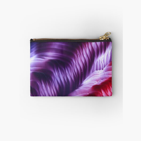 Aperçu de l'œuvre Violet Fuschia Swirls créée et vendue par Dallas Manicom.