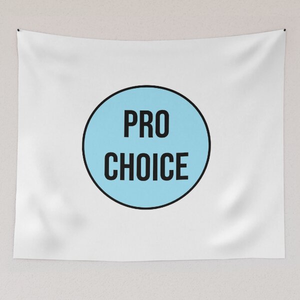 Aperçu de l'œuvre Badge PRO CHOICE PRO WOMEN droit à l'avortement créée et vendue par Inspirationmotivation.