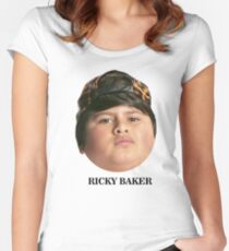 photo 2 Women's Fitted Scoop T-Shirt