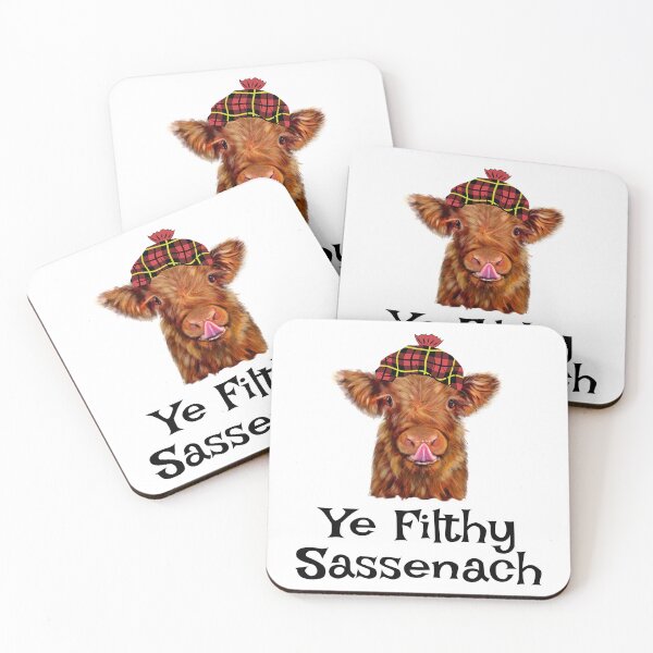 Aperçu de l'œuvre Bébé vache portant un Tam O'Shanter disant Ye Filthy Sassenach créée et vendue par iPOPit.