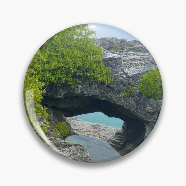 Artikelvorschau, Eine interessante Grotte (Höhle) in Tobermory entworfen und verkauft von ClarissaFlora.
