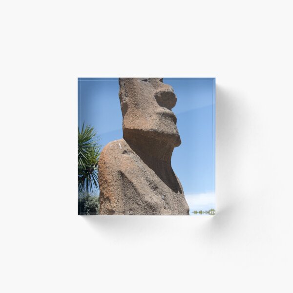 Moai Acrylic Block