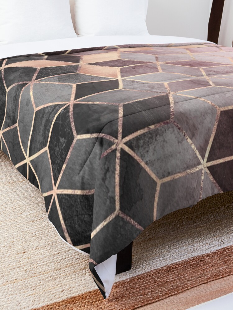 Alternate view of Pink And Grey Gradient Cubes Comforter