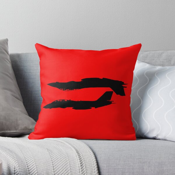 https://ih1.redbubble.net/image.3830311154.1678/throwpillow,small,600x-bg,f8f8f8-c,0,120,600,600.jpg