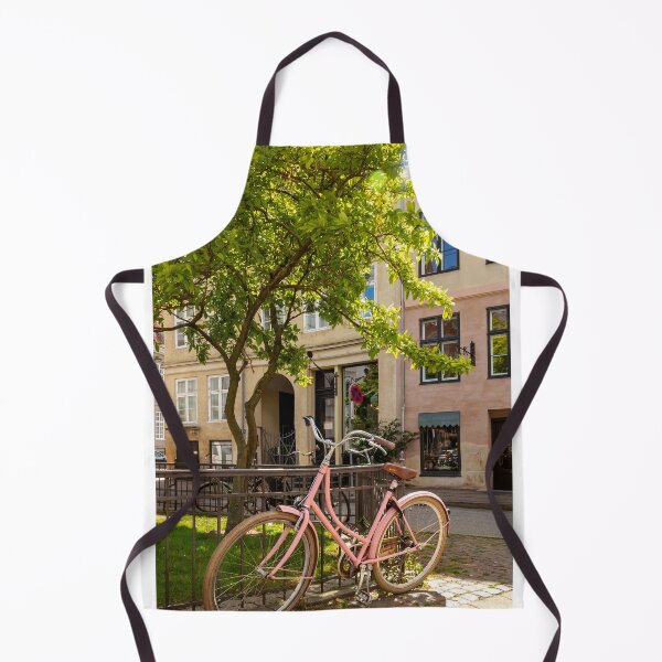 Item preview, Vintage pink bicycle in Copenhagen city, Denmark designed and sold by Mikołaj Niemczewski.