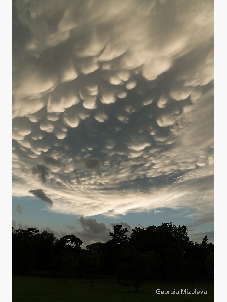 Bizarre Mammatus Clouds After a Summer Storm