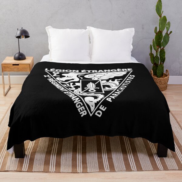 Artikelvorschau, 2nd Foreign Parachute Regiment 18 - T-Shirts Herren-Grafik-T-Shirts für Frauen Lässige Top-Trend-T-Shirts entworfen und verkauft von araganponzoj.