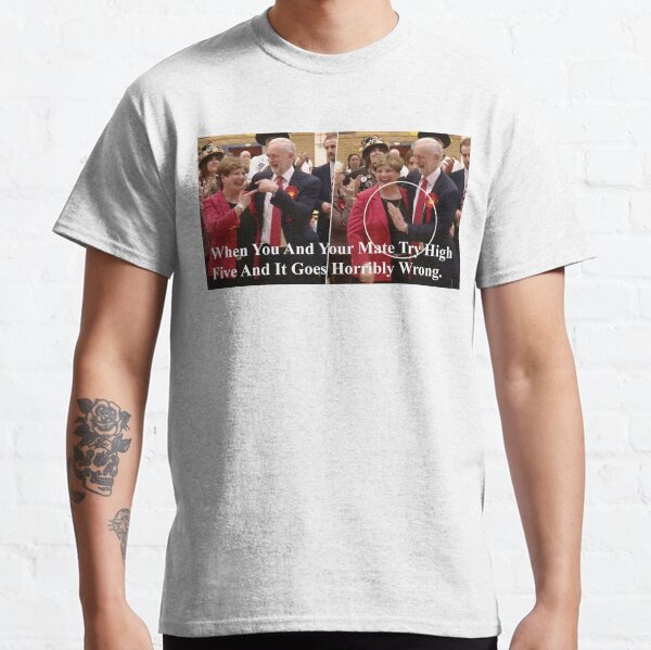 Ont un très Corbyn Noël T-Shirt-Drôle Jeremy Labour Brexit élection de Noël Ont un très Corbyn Noël T-Shirt-Drôle Jeremy Labour Brexit élection de Noël