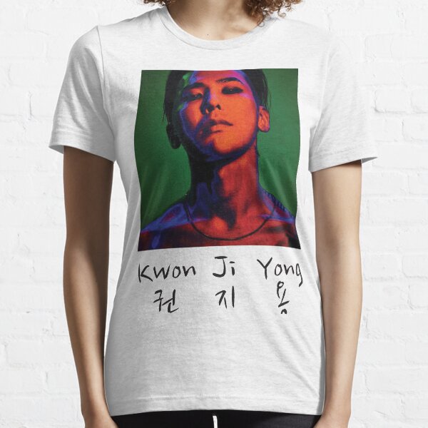 Kwon Ji Yong 2 Essential T-Shirt