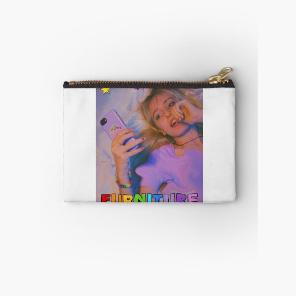 Artikelvorschau, Maude Latour- Limited Edition | Perfektes Geschenk entworfen und verkauft von amydeiaxx.