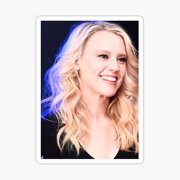 Artikel-Vorschau von Kate McKinnon, designt und verkauft von oswinious.