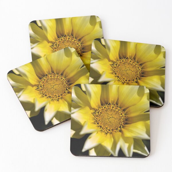 Item preview, Chrysanthos designed and sold by Linda Lees.