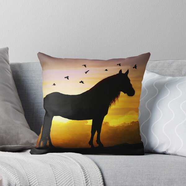 Artikelvorschau, Schönes Pferd und Vögel Silhouette in Südwesten Sonnenuntergang entworfen und verkauft von Stephanie Laird.