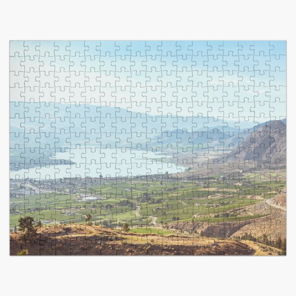 Artikel-Vorschau von Blick auf den Osoyoos-See und das Weinbergtal im Sommer, designt und verkauft von Amy Mitchell.