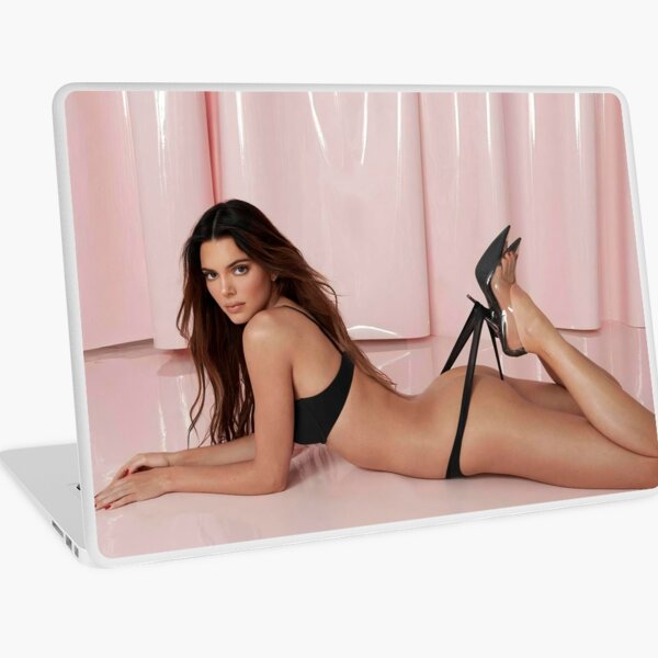Aperçu de l'œuvre Kendall Jenner créée et vendue par justforya.
