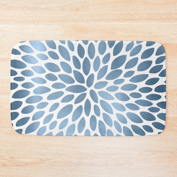 Artikelvorschau, Floral Bloom in Blue and White entworfen und verkauft von meggydesigns.