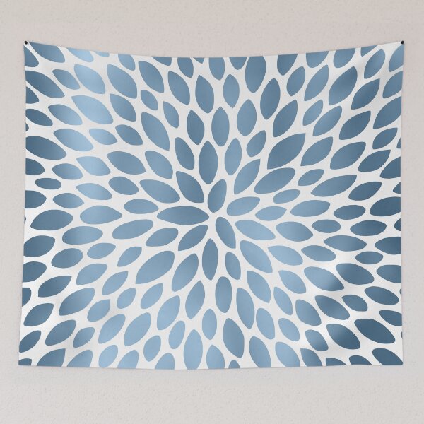 Artikelvorschau, Floral Bloom in Blue and White entworfen und verkauft von meggydesigns.