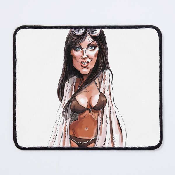 Artikelvorschau, Caroline Munro entworfen und verkauft von IanBakerToons.