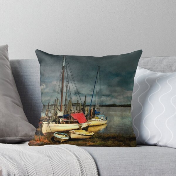 Aperçu de l'œuvre The Moorings créée et vendue par Brian Tarr.