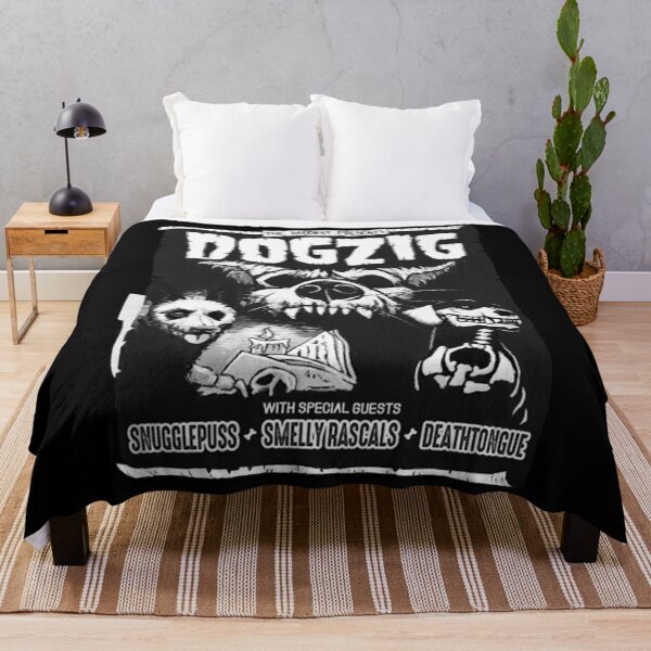 Artikelvorschau, Dogzig Danzig Parodie T-Shirt Kopie entworfen und verkauft von vuphan572.
