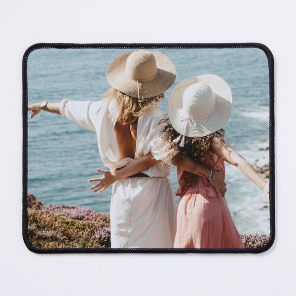 Item preview, mother and daughter in Brittany designed and sold by Nebulae-Art.