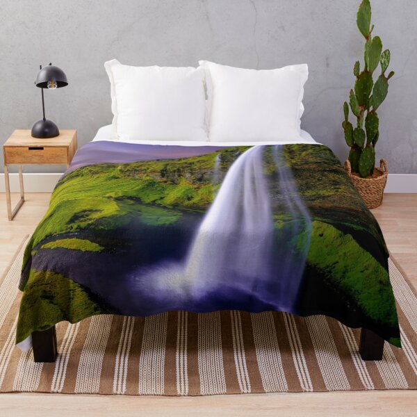Artikelvorschau, Schöne Landschaft des Wasserfalls entworfen und verkauft von Luxxe87.