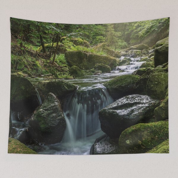 Artikelvorschau, Kleiner Wasserfall im Regenwald entworfen und verkauft von Luxxe87.