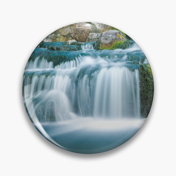 Artikelvorschau, Erstaunlicher bezaubernder Wasserfall entworfen und verkauft von Luxxe87.