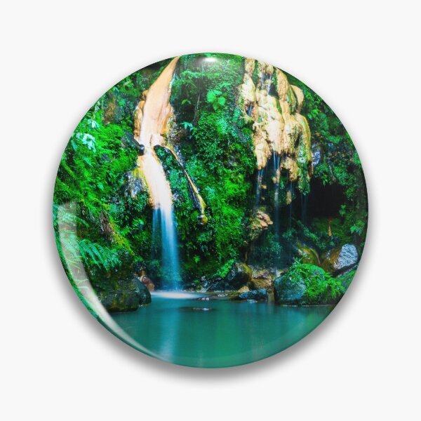 Artikelvorschau, Winziger Wasserfall nach dem Regen entworfen und verkauft von Luxxe87.