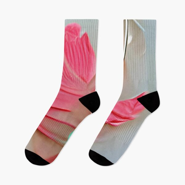 Artikelvorschau, ti leaf pink and teal 90's original art entworfen und verkauft von Surrealarts727.