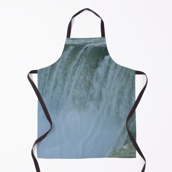 Artikelvorschau, Massiver Wasserfall nach Regen entworfen und verkauft von Luxxe87.