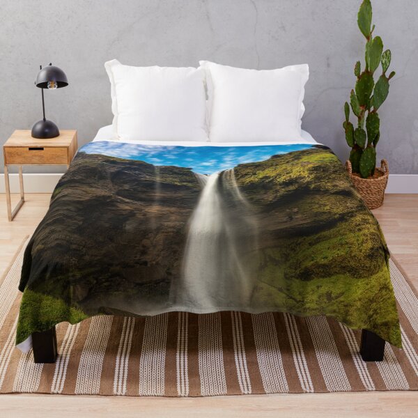 Artikelvorschau, Schöner Himmel und Wasserfall entworfen und verkauft von Luxxe87.