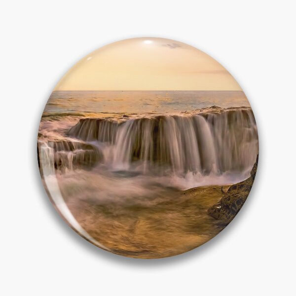 Artikelvorschau, Einzigartiger mystischer Wasserfall entworfen und verkauft von Luxxe87.