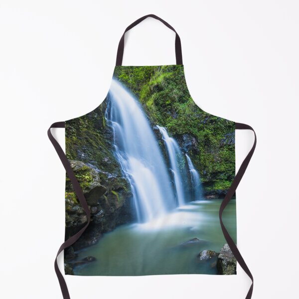 Artikelvorschau, Entspannende Landschaft neben Wasserfall entworfen und verkauft von Luxxe87.
