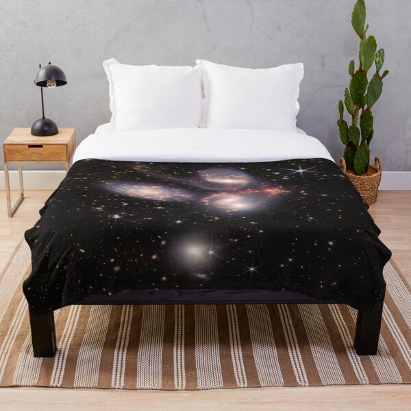 Artikelvorschau, James Webb-Weltraumteleskop Stephans Quintett Astrofotografie entworfen und verkauft von PaintLabs.