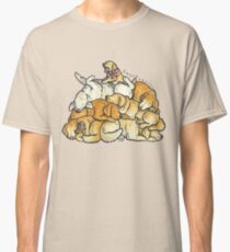Sleeping pile of Golden Retriever dogs Classic T-Shirt