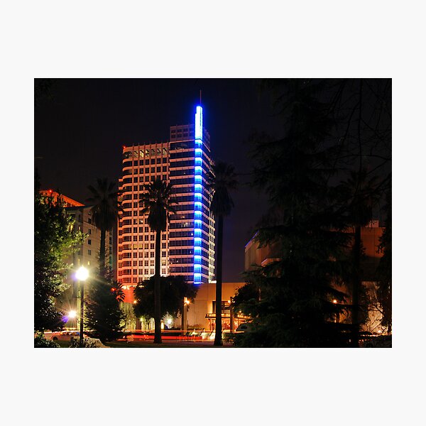 Artikelvorschau, City Nightscape 1 entworfen und verkauft von Lenny La Rue, IPA.