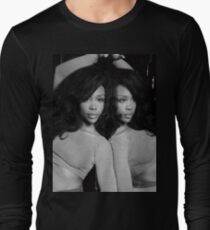 sza reflection b&w Long Sleeve T-Shirt